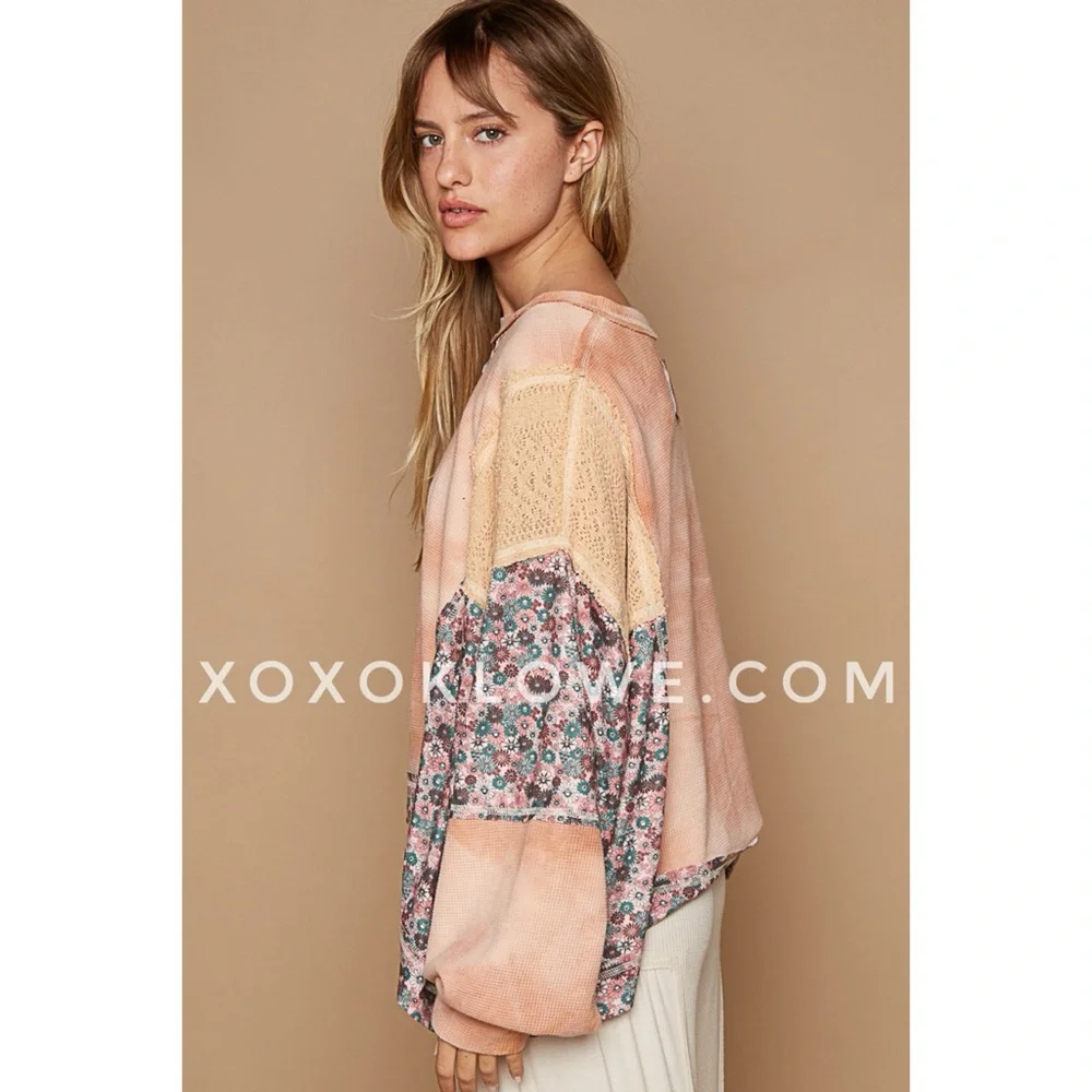 POL Bleach Washed Floral + Lace Waffle Knit oversized Top in Pumpkin Jam - Picture 4 of 11